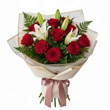 Букет цветов из:  Лилии и Розы в Ильинке Новокузнецк