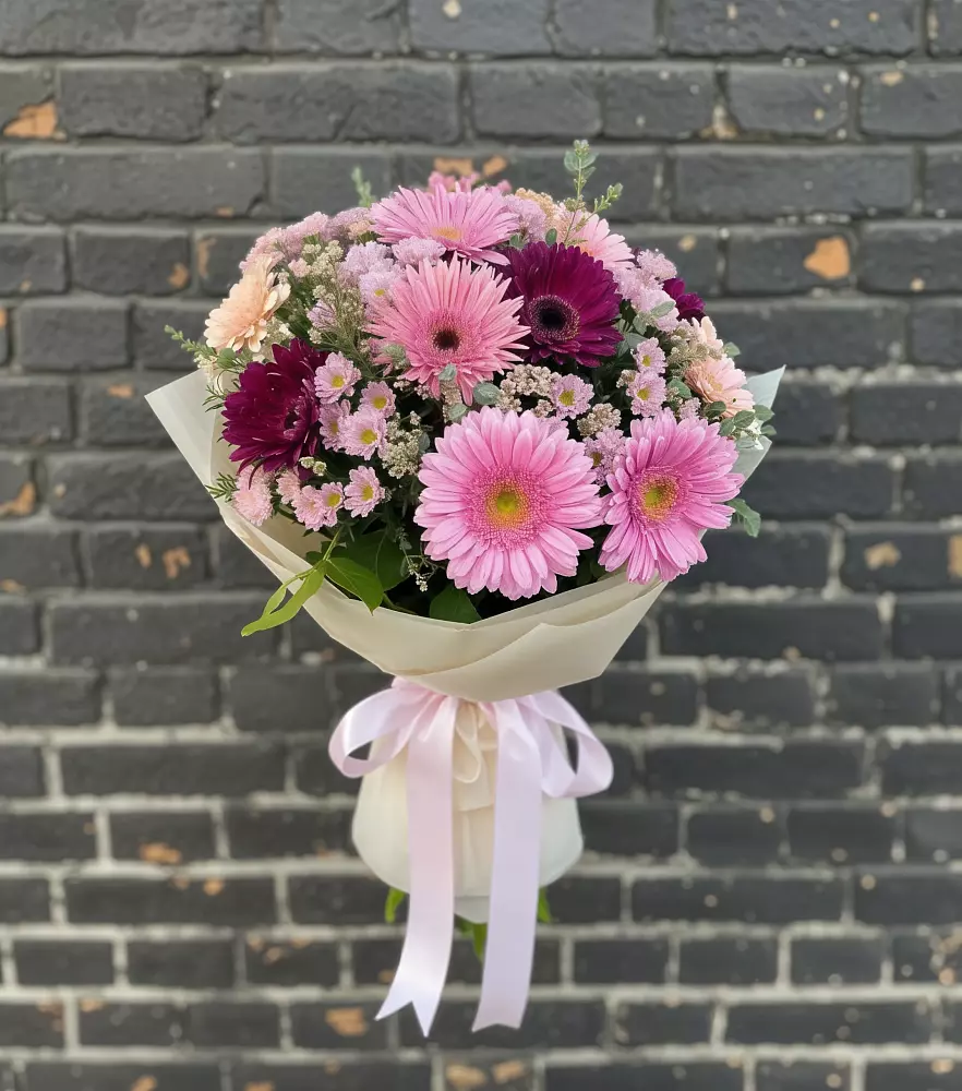Букет цветов из: Герберы и Хризантемы в Ильинке Новокузнецк