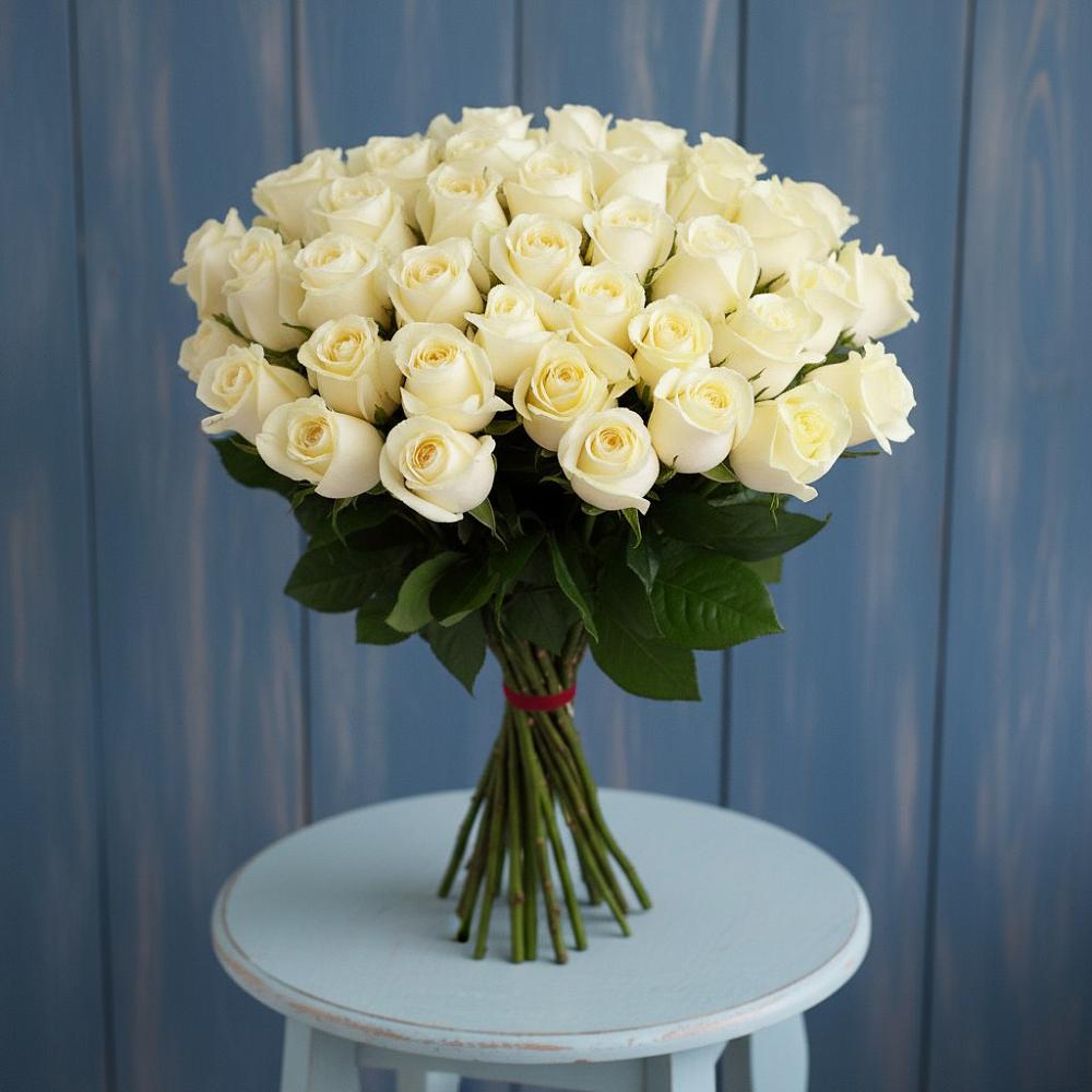 Букет 51 Белая роза Эдлесс Лав в Ильинке Новокузнецк