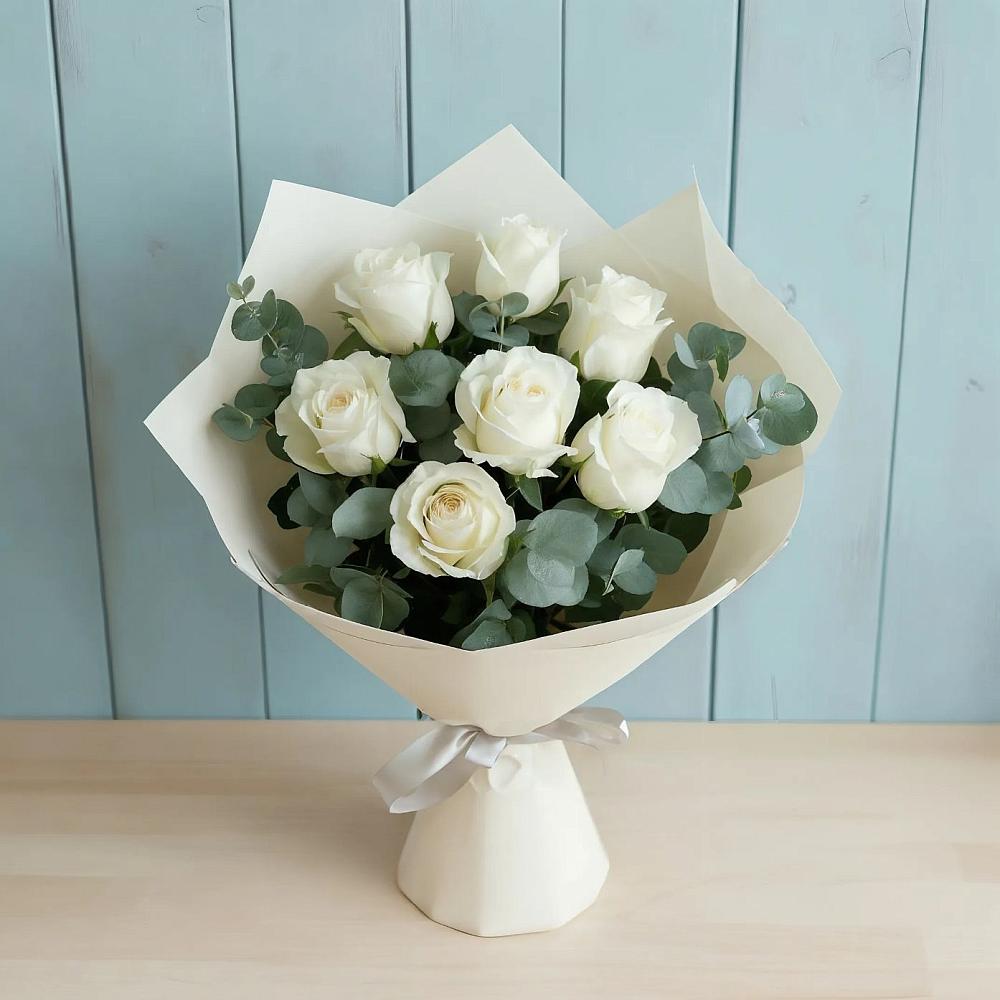 Букет Белые розы в Эвкалипте в Ильинке Новокузнецк