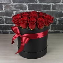 Цветочная композиция из Розы в шляпной коробке в Ильинке Новокузнецк