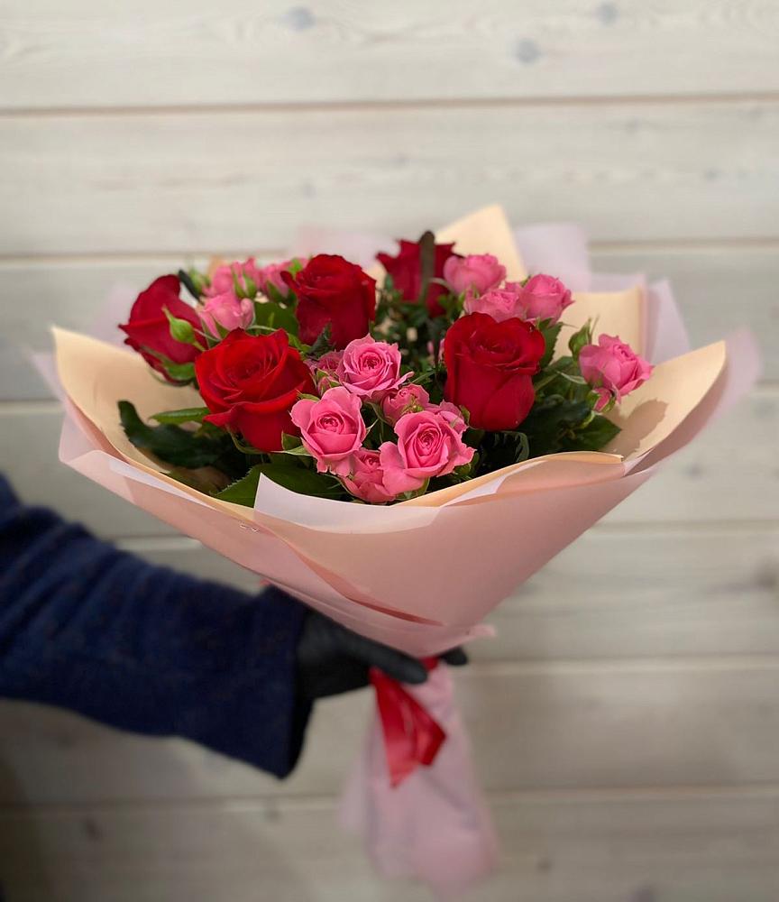 Букет цветов из: Розы в Ильинке Новокузнецк
