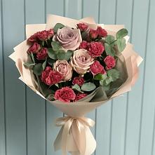 Букет цветов из:  Гвоздики и Розы в Ильинке Новокузнецк