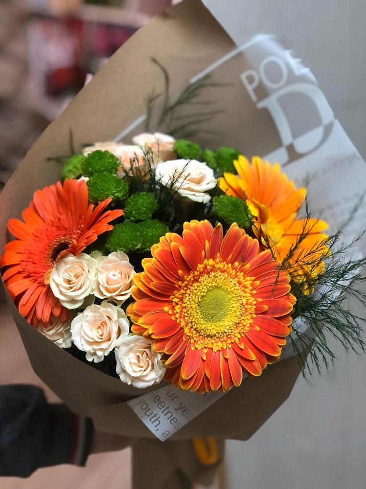 Букет цветов из: Герберы, Хризантемы и Розы в Ильинке Новокузнецк